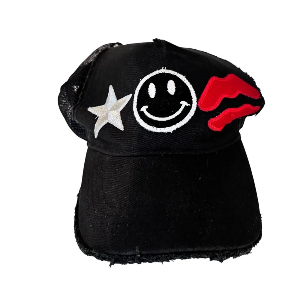 Lauren Moshi Black Smile/Lips Trucker Hat